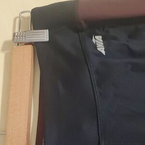 Avia active pants women's size medium black 3/4 leg activewear workout yoga gym